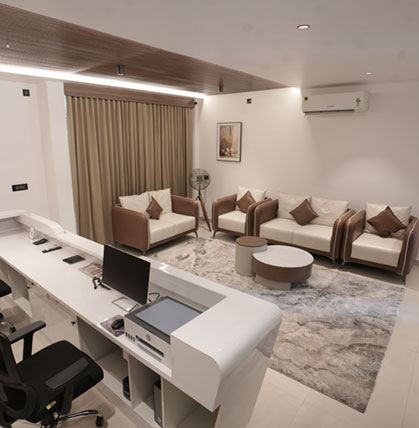 Contemporary architecture and design of Time Square Inn